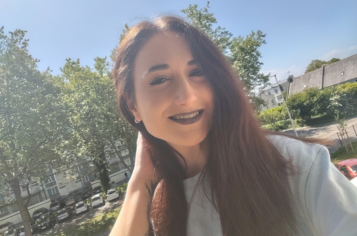 2 2